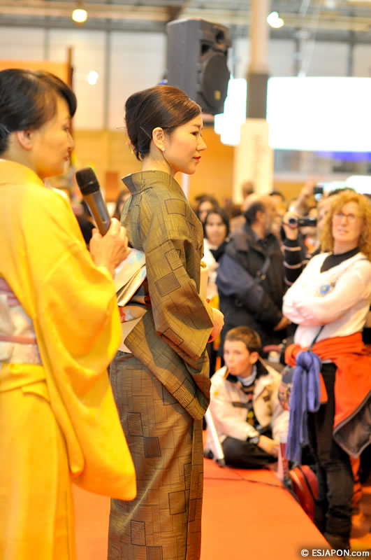 Feb2015_Fitur_DesfileDeKimono_1