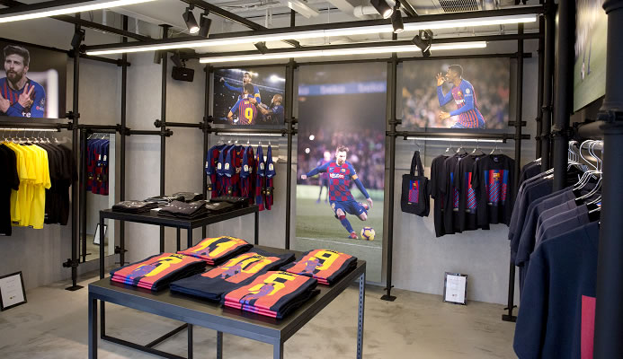 jul2019_fcbarcelona-official-store_01