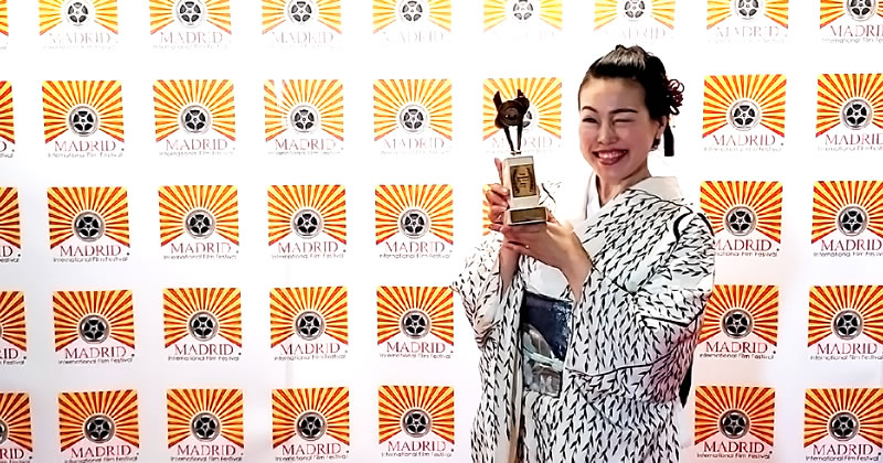 ago2019_hitokuzu_mika-tokutake