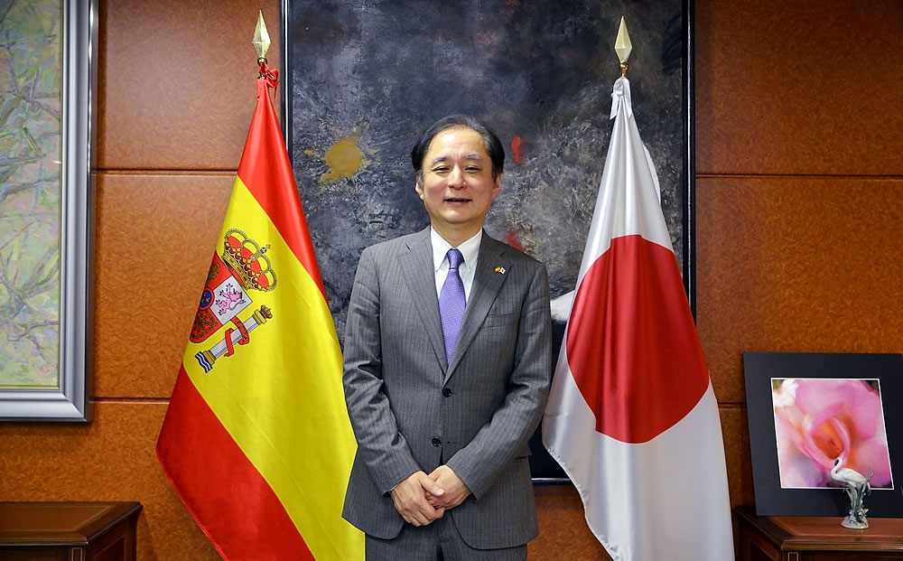 2026_entrevista-embajador-del-japon_yamauchi_01